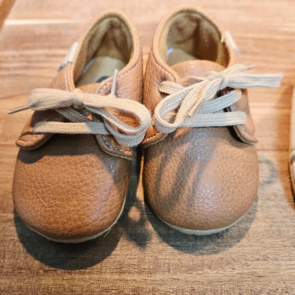 Lot of 3 Lightweight Lace Up Baby Sneakers 6-12 Months Soft Sole Faux Leather